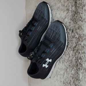 Under armour speedform velociti shoes